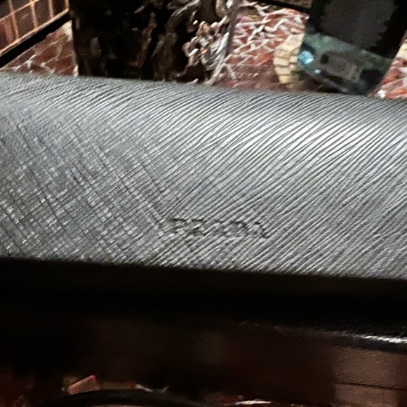 Prada reading eye glasses 👓 - Picture 6 of 11